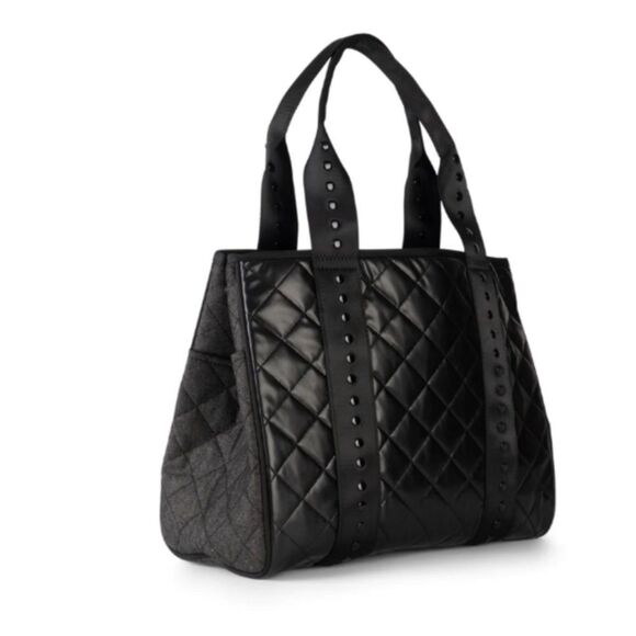 black tote travel bag zippers big Cuyana Classic Easy Zipper in Pebbled Leather, Chili | Best Work Tote Bags The Ripple Duo Pocket Tote is designed and sized to fit inside offering vertical carrying for a pair of shoes (up to size mens 13) Mouteenoo Large Tote Bag for